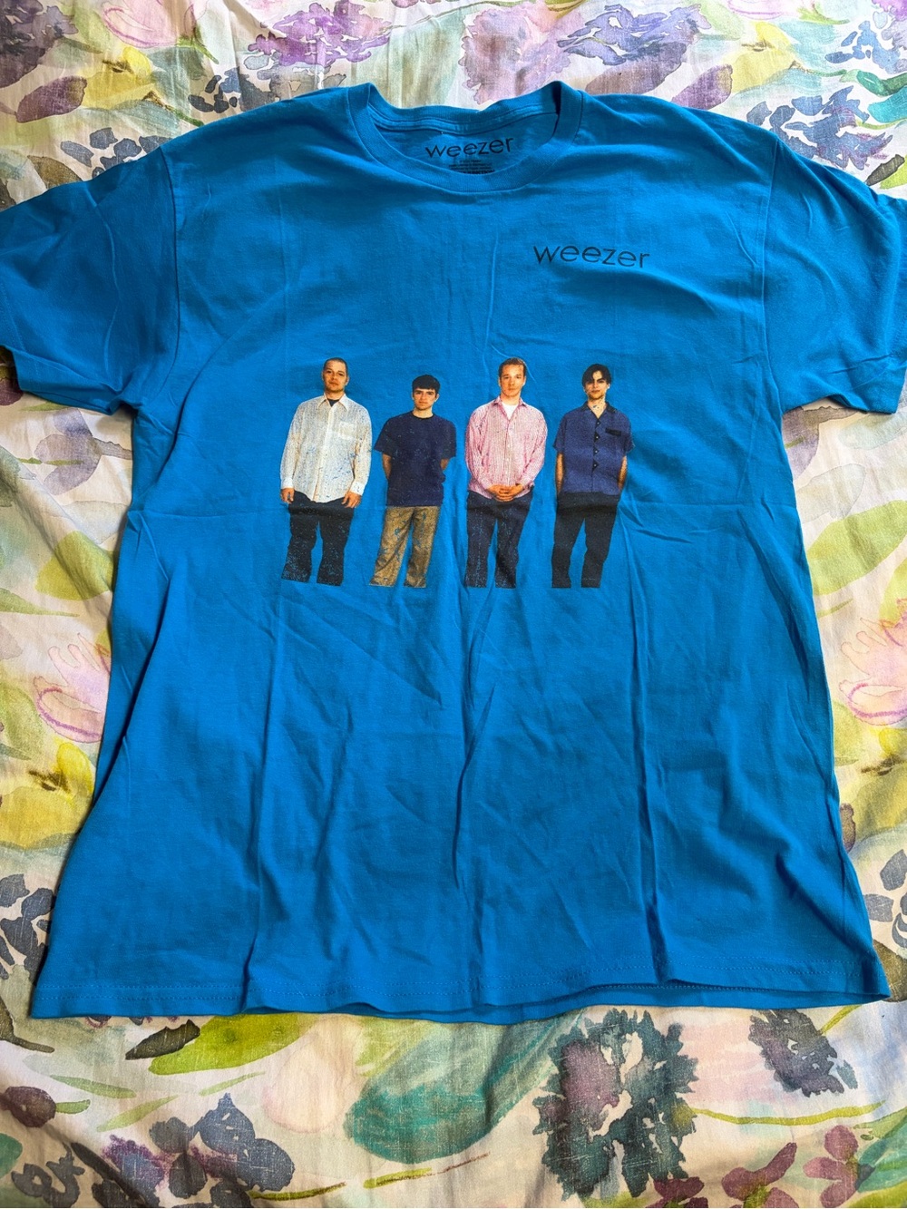 Men’s Crew Neck Blue Graphic Band T-Shirt - Weezer Size Lrg